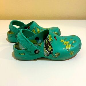 Dr. Seuss Sketchers Slip Resistant Arch Fit Clogs / Work Shoes